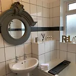 The Maisonette - Windermere, With Parking Уиндермир