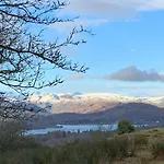 Апартаменты The Maisonette - Windermere, With Parking *