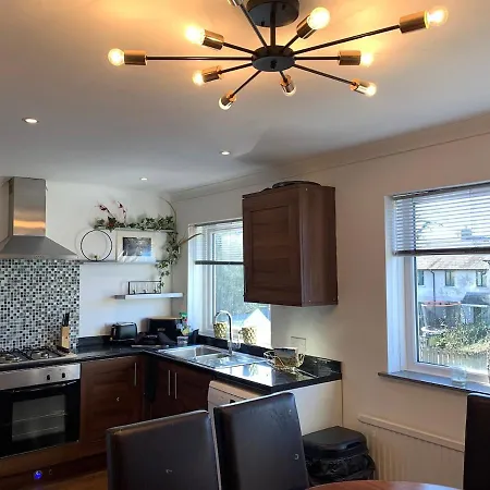 The Maisonette - Windermere, With Parking Windermere