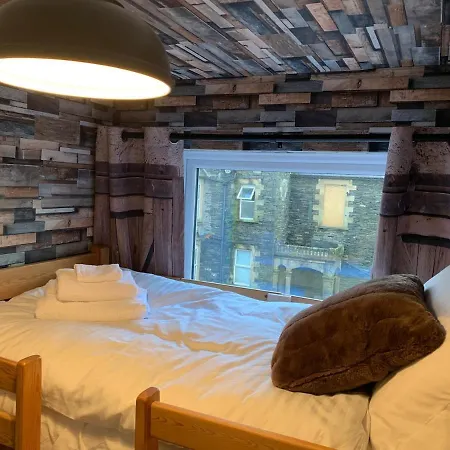 The Maisonette - Windermere, With Parking Appartamento