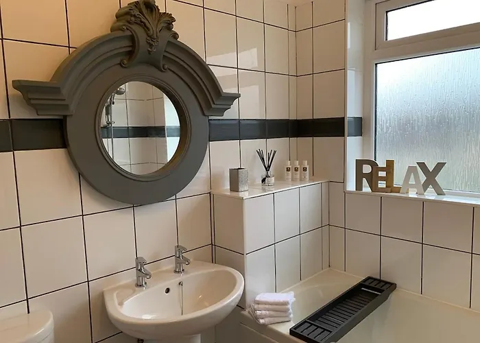 The Maisonette - Windermere, With Parking Windermere